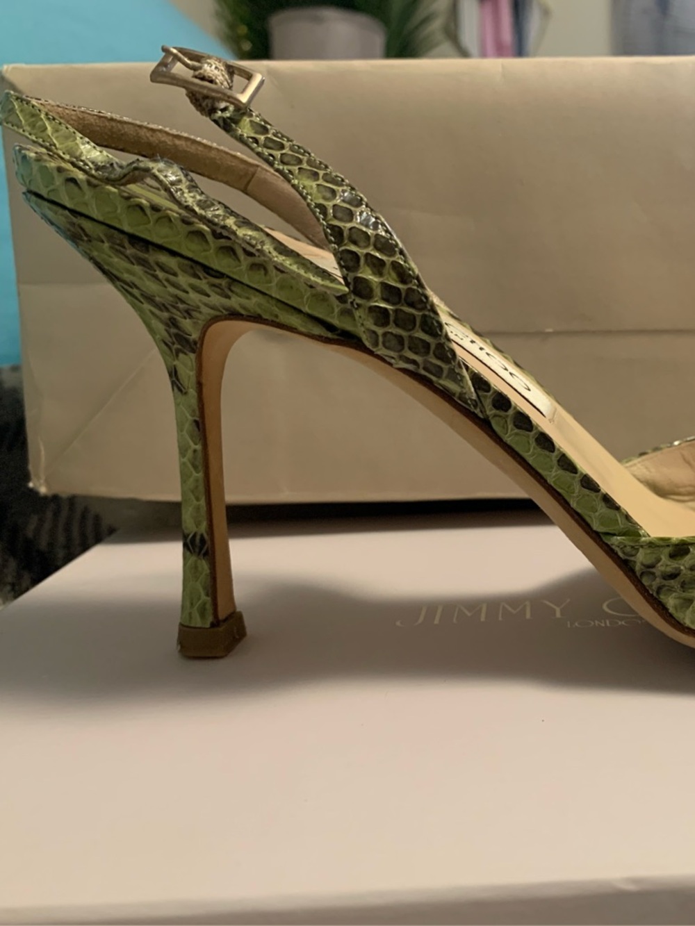 Jimmy Choo Cream Shopping Bag with Ribbon - Picture 9 of 11